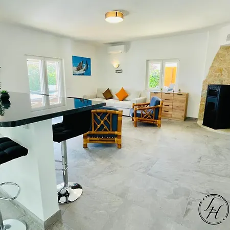 Casaflorida - Heated Pool - Barbecue Apartment *